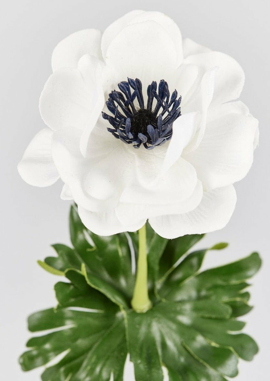 Blooming Florals Radial | Real Touch Anemone With Navy Center - 14"